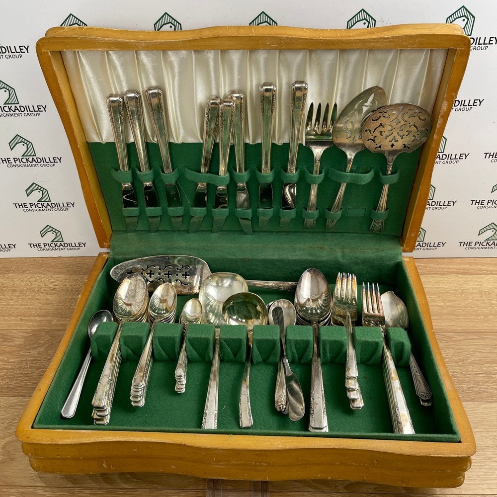 Wallace Harmony House 4X Silver Plate Flatware Set 60+ Pieces with Wooden Chest